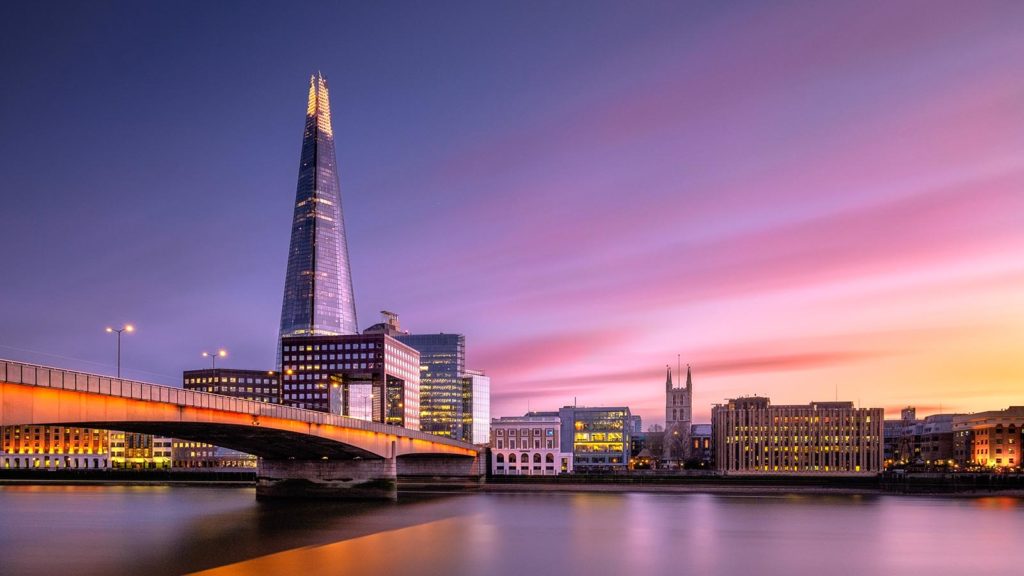 Escort Tour location: London Bridge